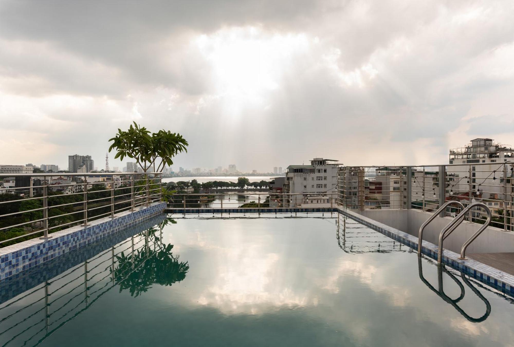 האנוי Luxe Paradise Premium Hotel מראה חיצוני תמונה